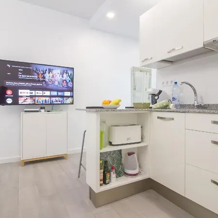 Apartment Ferienwohnung Fur 2 Personen Ca 35 Qm In Palmas De Gran Canaria, Gran Canaria Nordkuste Gran Canaria - B61075 *